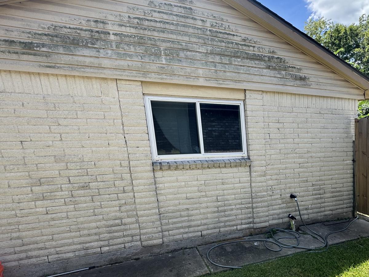 Brick & siding (soft wash): before