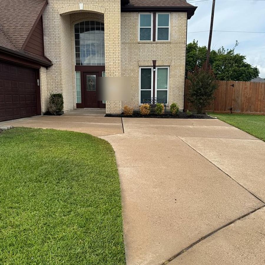 Front walk & driveway: after